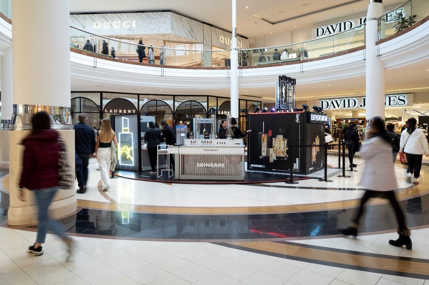 Brandspace in a shopping centre space